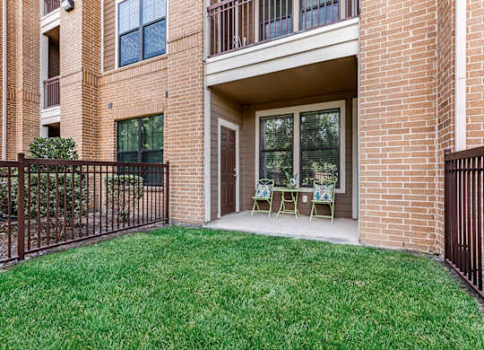 Private Patio And Balcony at Mansfield on the Green, Milwaukie, Texas