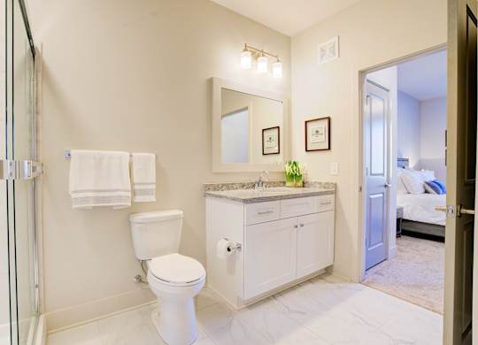 Bathroom at Midtown Row Apartments, Montgomery, 36106