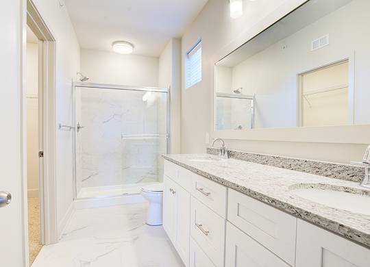 White Bathroom at Midtown Row Apartments, Montgomery, AL, 36106