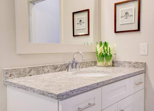 Bathroom with Marble Counter at Midtown Row Apartments, Montgomery, 36106