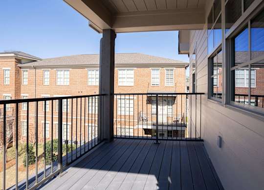 Balcony with Railing at Midtown Row Apartments, Alabama, 36106