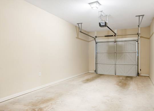 Garage at Reflections of Island Park Apartments, Shreveport, 71105