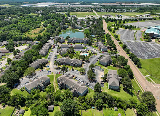 Aerial View of community at Southaven Pointe Apartments, Southaven