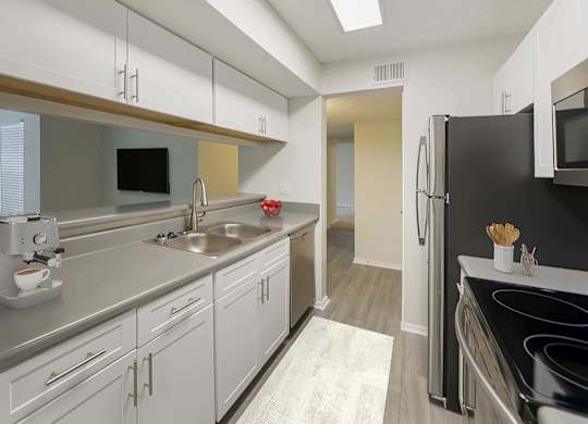 Gourmet Kitchens at Southaven Pointe Apartments, Southaven, MS 38671