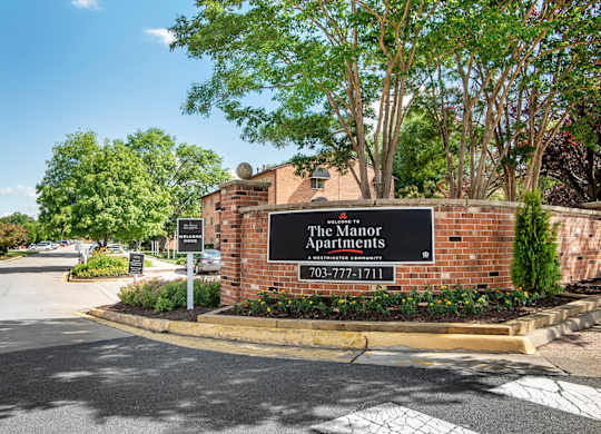 Entrance of Property at The Manor/The Manor East Apartments, Virginia