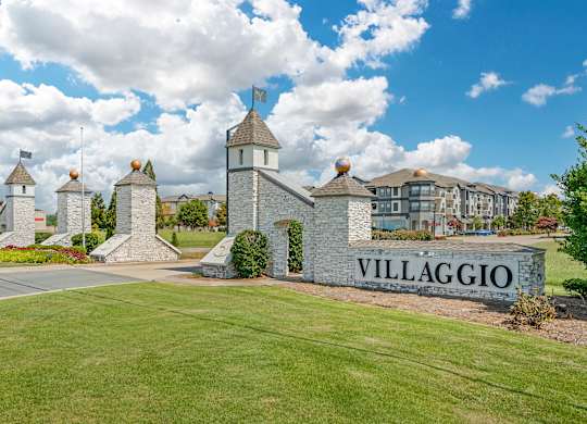 the sign at the entrance to thevillaggio community sign at Villaggio Apartments, Bossier City, 71111
