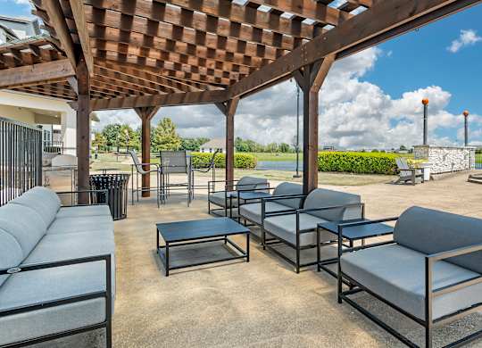 Villaggio Outdoor Lounge at Villaggio Apartments, Bossier City, LA, 71111