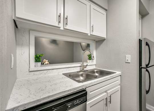 breakfast bar at Bellaire Oaks Apartments, Texas, 77096