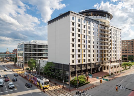 main view of the building at Vision on Lombard, Baltimore, MD 21201