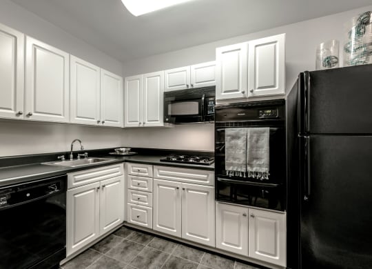 Black Appliances at RiverHouse, Arlington