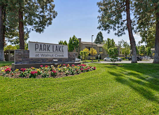 Monument sign for property