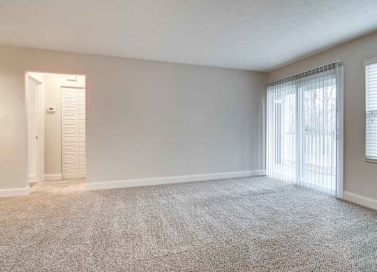 2200 Big Creek Apartments in Roswell, GA photo of living room