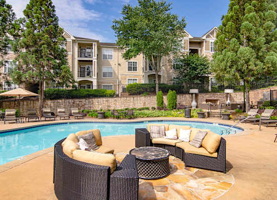 The Ascent at Windward apartments in Alpharetta Georgia photo of pool lounge area