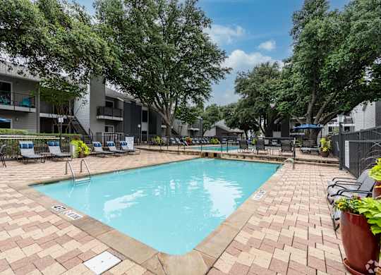 our apartments have a swimming pool with chairs