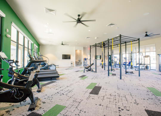 the gym at the preserve at polk apartments