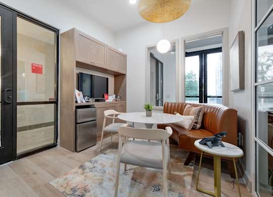 12 South Apartments - Nashville TN - Leasing Clubhouse