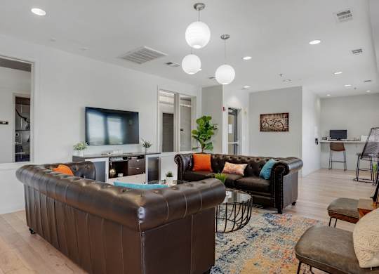 12 South Apartments - Nashville TN - Clubhouse Leasing Office