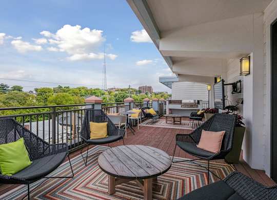 12 South Apartments - Nashville TN - Sundeck with lounge chairs and views