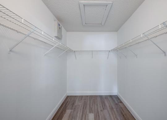 Sole at Sunrise apartments in Sunrise, FL photo of walk in closet