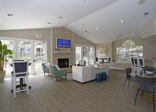 Stonegate Apartments in Palm Harbor, FL photo of clubhouse
