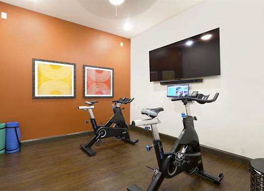 fitness center-cycles