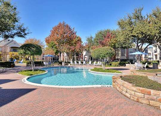 2 resort-style pools