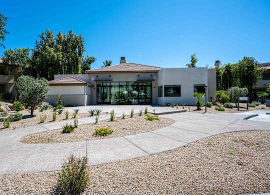 Village at Lakewood, Phoenix, Arizona photo of property exterior