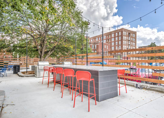 Patio Courtyard & Sundeck