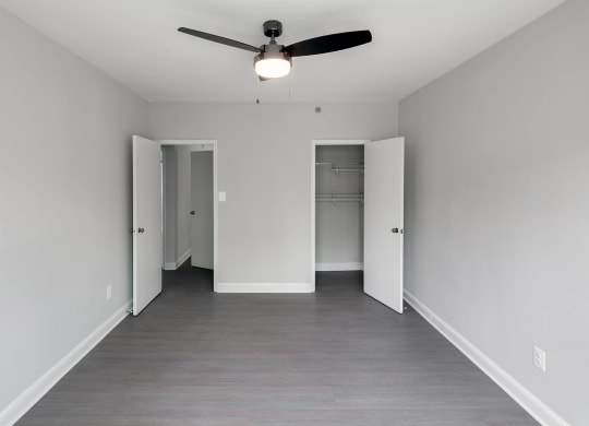 One-bedroom bedroom at 1500 Arlington, Arlington