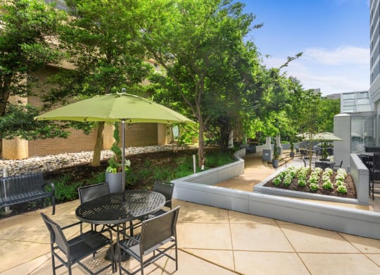 Courtyard with seating area at Lenox Club, National Landing, Arlington, Virginia 22202