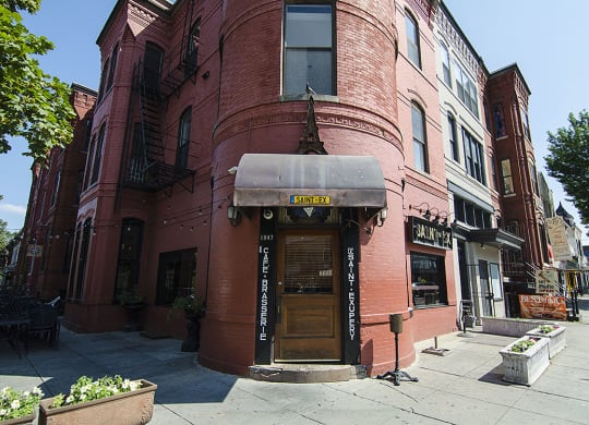 Restaurants in Columbia Heights and 14th Street at Highview and Castle Manor, Washington, 20009