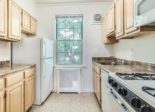 Kitchen at Park Crest Apartments, Washington