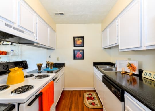 Morrowood Townhomes - Kitchen