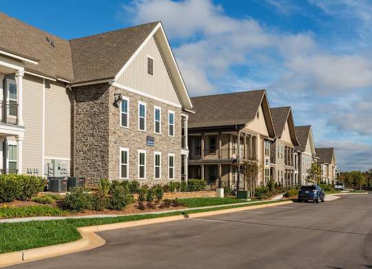 Elegant Exterior View Of Property at Retreat at Ironhorse, Tennessee, 37069