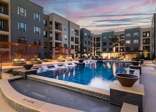 Tin Top at the Creamery Apartments Pool