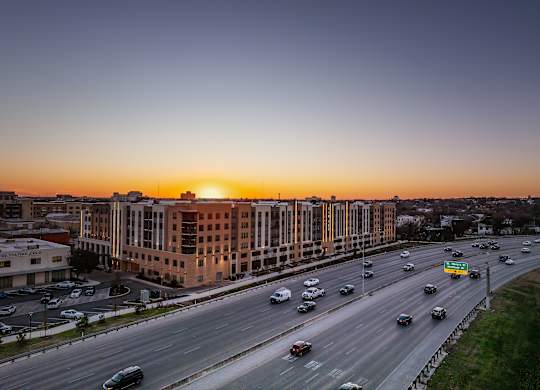 Tin Top at the Creamery Apartments