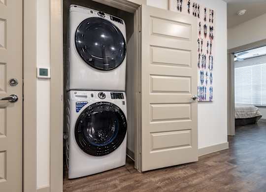 Upland Apartment Washer and Dryer