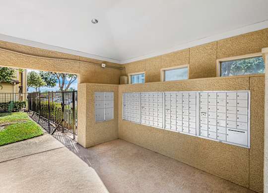 Willow Park Postal Center