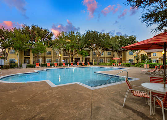 Willow Park Pool