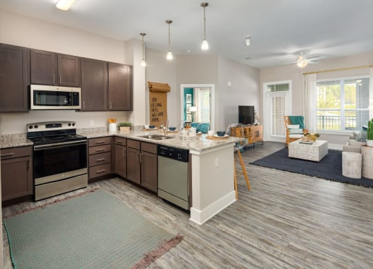 Fully Equipped Kitchen at Abberly Solaire Apartment Homes, North Carolina, 27529