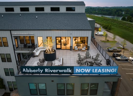 a view of the patio of the abbey riverwalk inn at Abberly Riverwalk Apartment Homes, Nashville, 37228