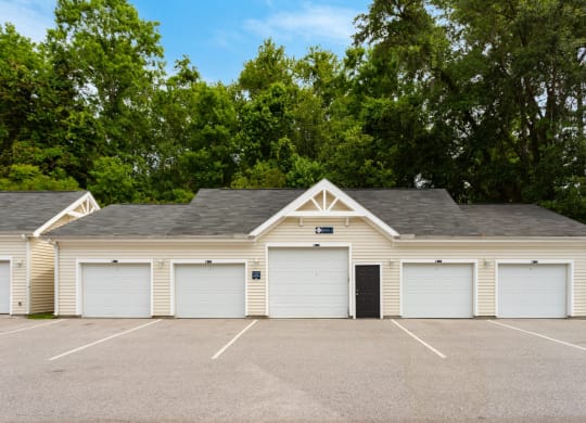 Detached Garages at Abberly Pointe Apartments