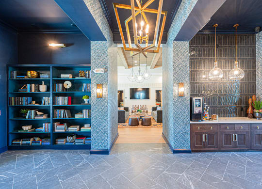 clubhouse at the retreat at mount vernon apartments