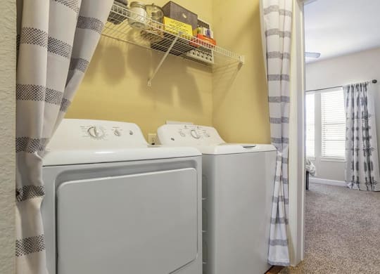 oak 2x2 model laundry