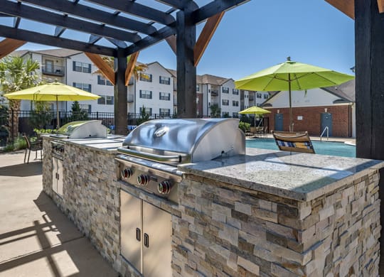 Outdoor Kitchen