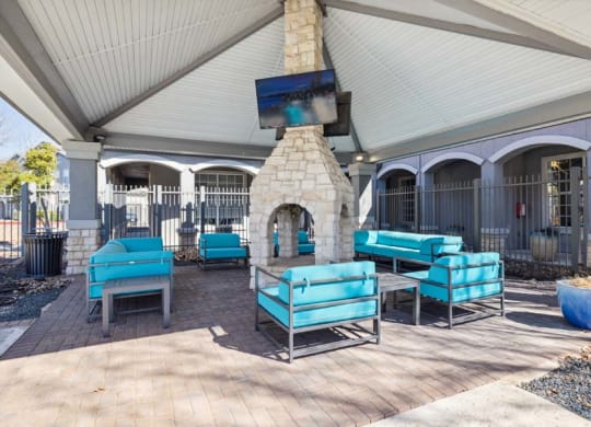 Pool lounge