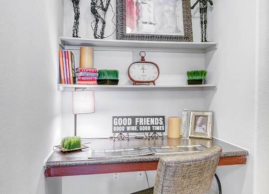 Travis - 2x2 1296 - Desk
