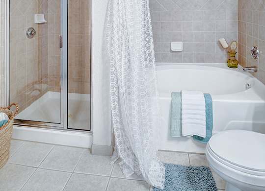 Travis - 2x2 1296 - Primary Bathroom B
