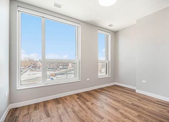 Room With Plenty Of Natural Lights at Thrive Exchange, Chicago, IL, Illinois , 60617
