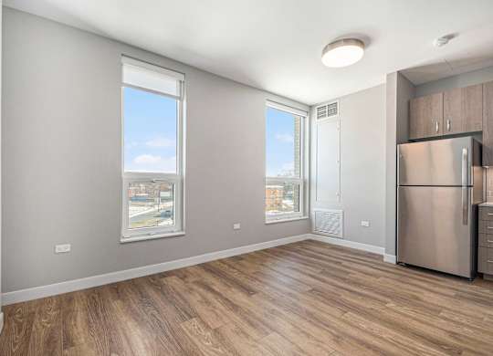 Hardwood Flooring and Stylish Interior Showing Natural Light at Thrive Exchange, Chicago